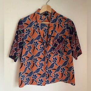 EUC Topshop floral blouse. Button-up, camp shirt style UK 8.